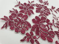 Motif fleuris brodé rouge bordeaux · vue 4