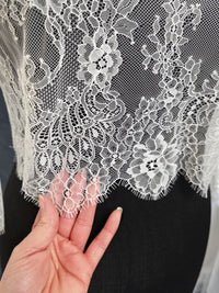 Top de mariée en dentelle ivoire clair – Manches longues – Col rond – Taille XXL · vue 3