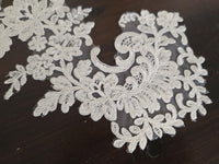 Grand motif ivoire brillant brodé de sequins pour robe de mariée · vue 2