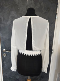 Top pour mariée en mousseline ivoire , manchettes en dentelle Taille · vue 8