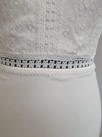 Robe de mariée "Denise" fluide près du corps ivoire bohème · vue 7