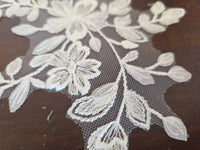 Grand motif ivoire clair feuilles mates style 3D T8017 · vue 6