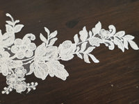 Grand motif dentelle - fleurs et feuilles - ivoire clair · vue 2