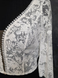 Top mariée bohème ivoire clair en dentelle – Manches 3/4 – Dos boutonné – Style romantique · vue 4