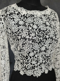 Top en dentelle guipure manches longues style vintage pour mariée ivoire ou blanc · vue 2