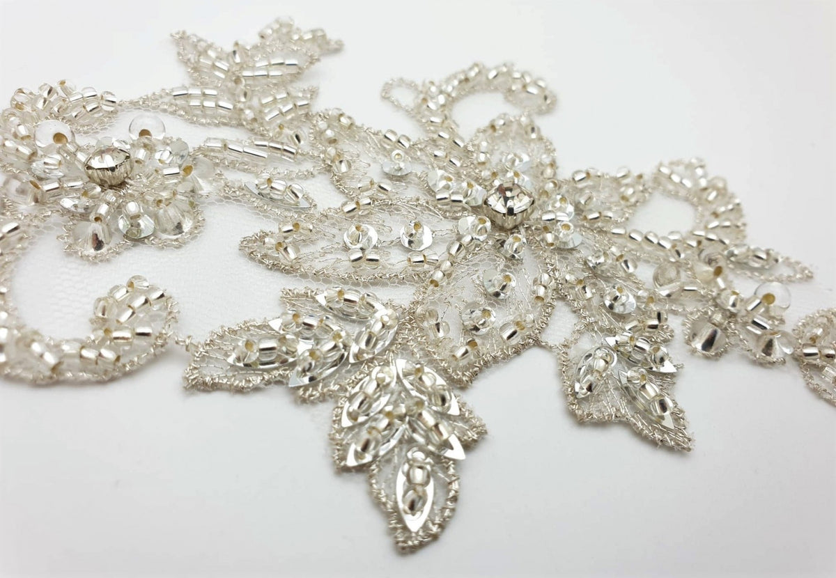 Motif cristal ivoire argenté perlé pour cocktail ou mariée