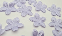 Lot de 50 petites fleurs parme · vue 2