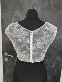 Top mariée dentelle fine ivoire clair – Dos boutonné – Tailles 36 (S) et 40 (L) · vue 7
