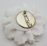 Broche fleur ivoire · vue 4