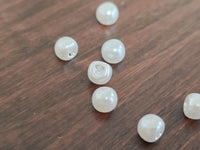 20 Boutons perles ivoire / ivoire clair 6 mm ou 8 mm · vue 3