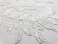 Grand motif feuilles ivoire perles et sequins moderne pour robe de mariée · vue 2