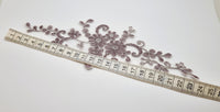 Motif en dentelle taupe fil argenté pour robe mariée cocktail soirée · vue 3