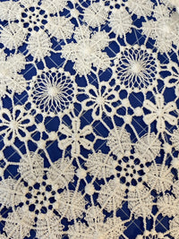 Dentelle guipure motif fleurs mandala ANGIOLA · vue 2