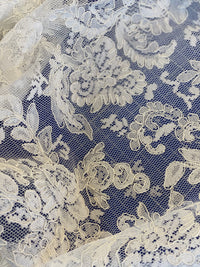 Dentelle rebrodée blanc ou ivoire · vue 6