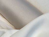 Doublure satin fluide pour robe de mariée, coloris nude · vue 2