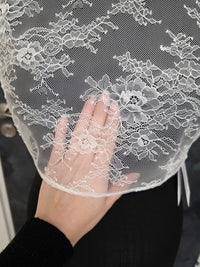 Top mariée dentelle fine ivoire clair – Dos boutonné – Tailles 36 (S) et 40 (L) · vue 4