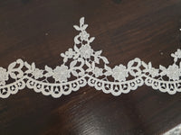 Galon de guipure ivoire robe de mariée · vue 2