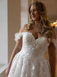 MILA– Robe de mariée en tulle et dentelle, épaules dénudées et dos lacé