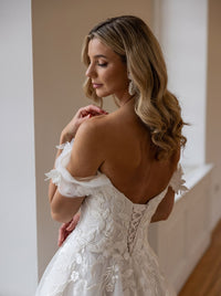 MILA– Robe de mariée en tulle et dentelle, épaules dénudées et dos lacé