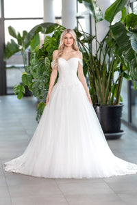 Robe de mariée en dentelle et tulle scintillant - Franca