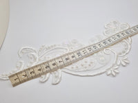 Motif arabasque ivoire perles et sequins pour robe de mariée · vue 2