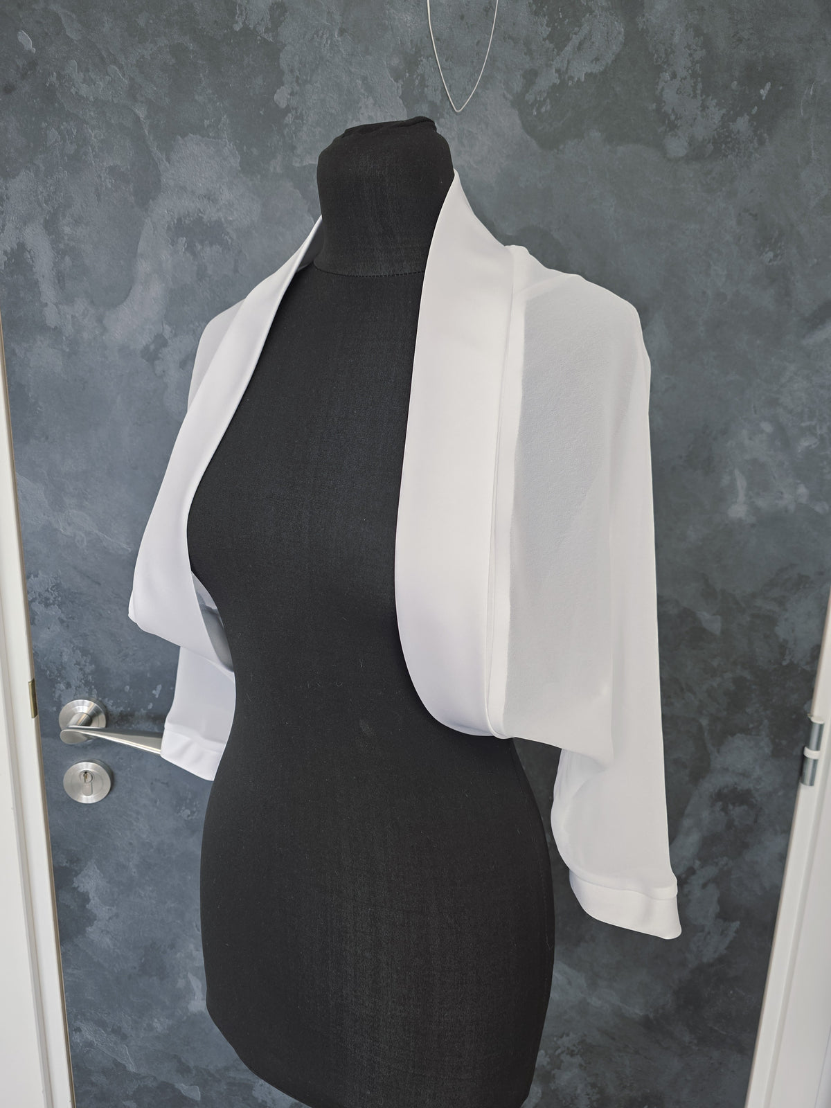 Boléro blanc fluide en mousseline – Manches chauve-souris – Taille S/M