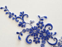 Motif en dentelle bleu roi pour création cocktail mariée · vue 2
