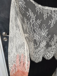 Top de mariée en dentelle ivoire clair – Manches longues – Col rond – Taille XXL · vue 4