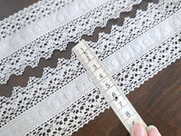 Galon dentelle coton gris clair avec bande brodée – 6 cm – dentelle bohème vintage – vendu au mètre · vue 3