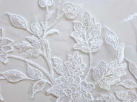 Galon de dentelle fleurs et feuilles brillant sequins ivoire clair · vue 3