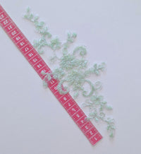 Motif vert clair en dentelle , fil argenté · vue 4