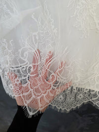 Top mariée ivoire doublé – Dentelle raffinée – Manches courtes – Dos goutte · vue 7