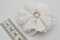 Broche fleur ivoire · vue 3
