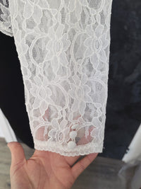 Bolero en dentelle ivoire , doublé tulle , taille 38 · vue 7