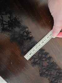 Galon de dentelle fine noire · vue 3