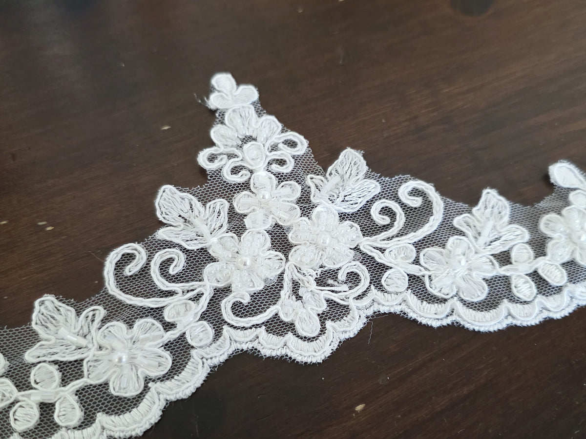 Galon festonné pour bordure BLANC