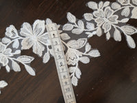Galon de dentelle effet 3D relief , feuilles et fleurs bohème champêtre · vue 3