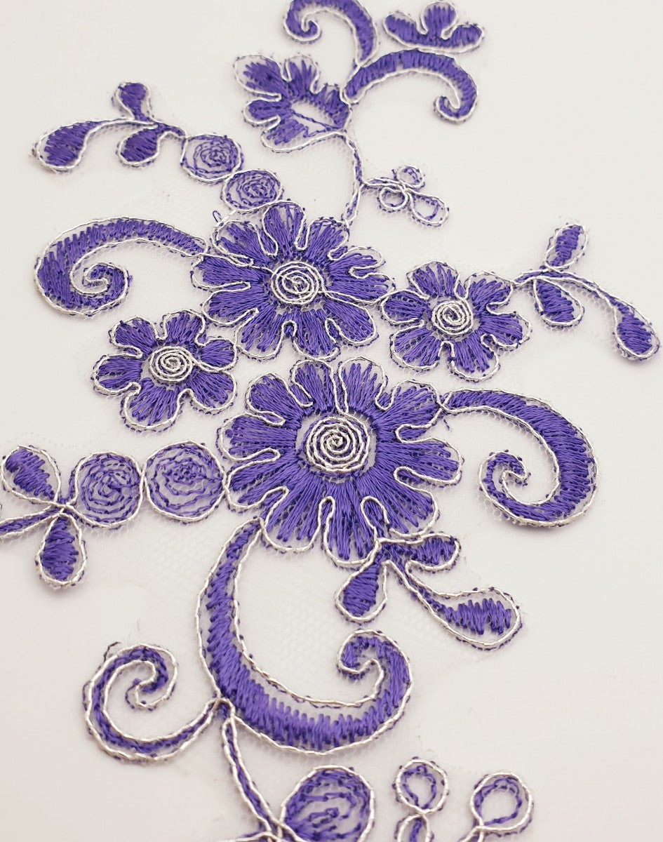 Motif en dentelle violet fil argenté pour mariage / mariée / cocktail à coudre
