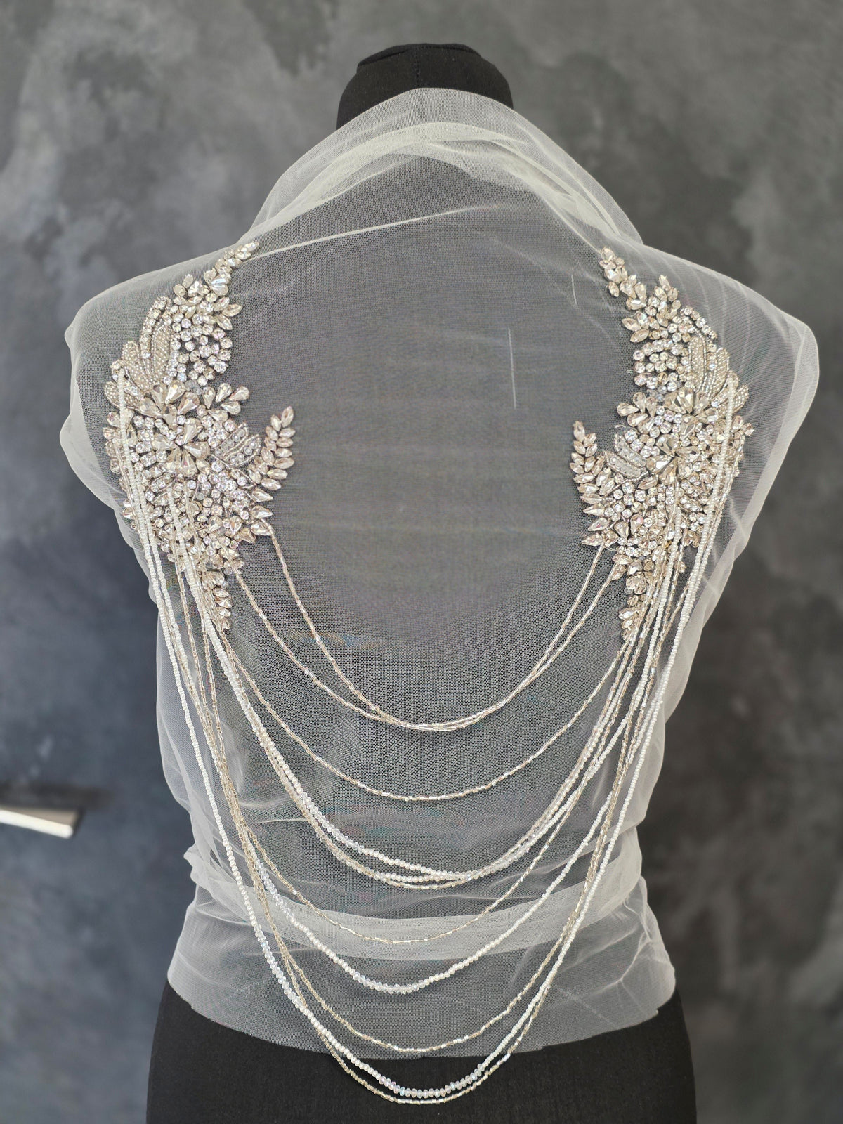 Motif dos strass avec chute de perles pour dos robe de mariée ou cocktail