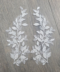 Applique dentelle ivoire perlée – motif feuilles brodées miroir 21 cm