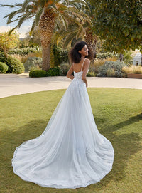 Magnifique robe de mariée Cosmobella MADDY taille 36 · vue 3