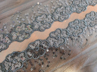 Dentelle noire sequins sur tulle – 10 cm – galon dentelle brillante festonnée couture – vendu au mètre