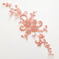 Motif en dentelle orange fil argenté à coudre pour création