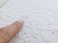 Dentelle petites cerises ivoire clair 5050 · vue 2