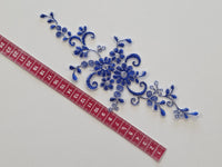 Motif en dentelle bleu roi pour création cocktail mariée · vue 3