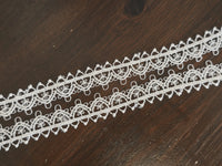 Galon Dentelle Guipure Ivoire Clair Motif Médaillons Fleuris — Largeur 2 cm | Vendu par 10 cm · vue 2