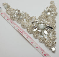 Motif pour robe de mariée en V perles et cristal argenté · vue 2