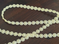 Galon perles fleurs ivoire crème – dentelle perles couture mariage – vendu au mètre