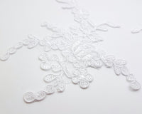 Dentelle motif appliqué ivoire ou blanc pour robe de mariée · vue 2