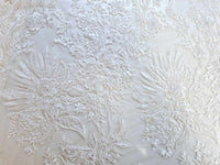 Dentelle royale grand motifs perles et sequins Belen · vue 4